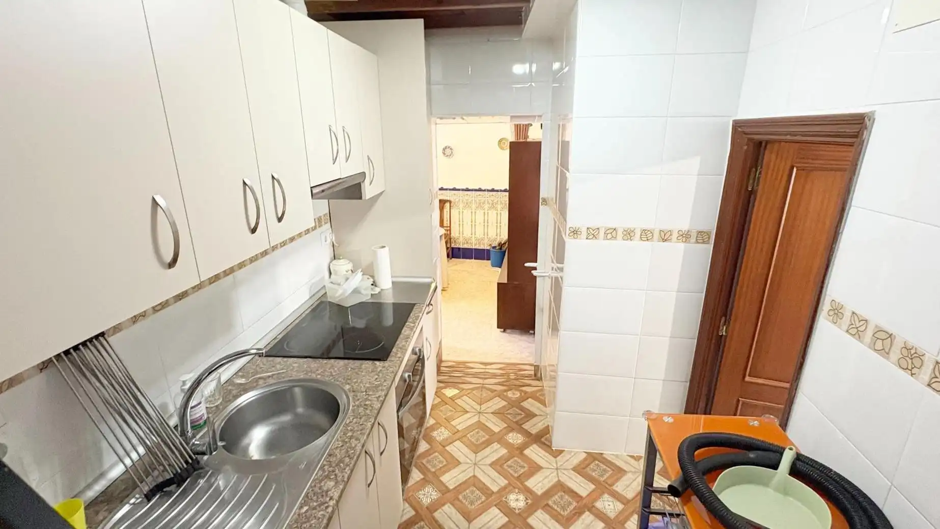 Cuina de Casa o xalet en venda en Pedrosillo de los Aires amb Calefacció i Moblat