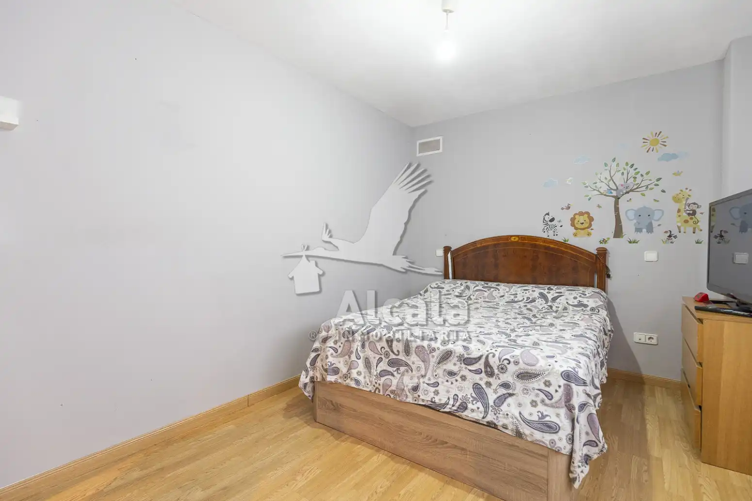 Habitación de Casa o chalet en venta en Los Santos de la Humosa con Calefacción y Trastero