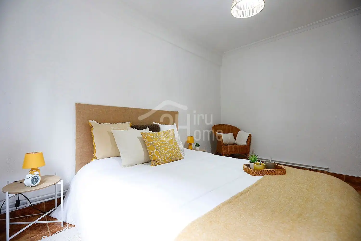 Habitación de Piso en venta en Irun  con Calefacción y Trastero