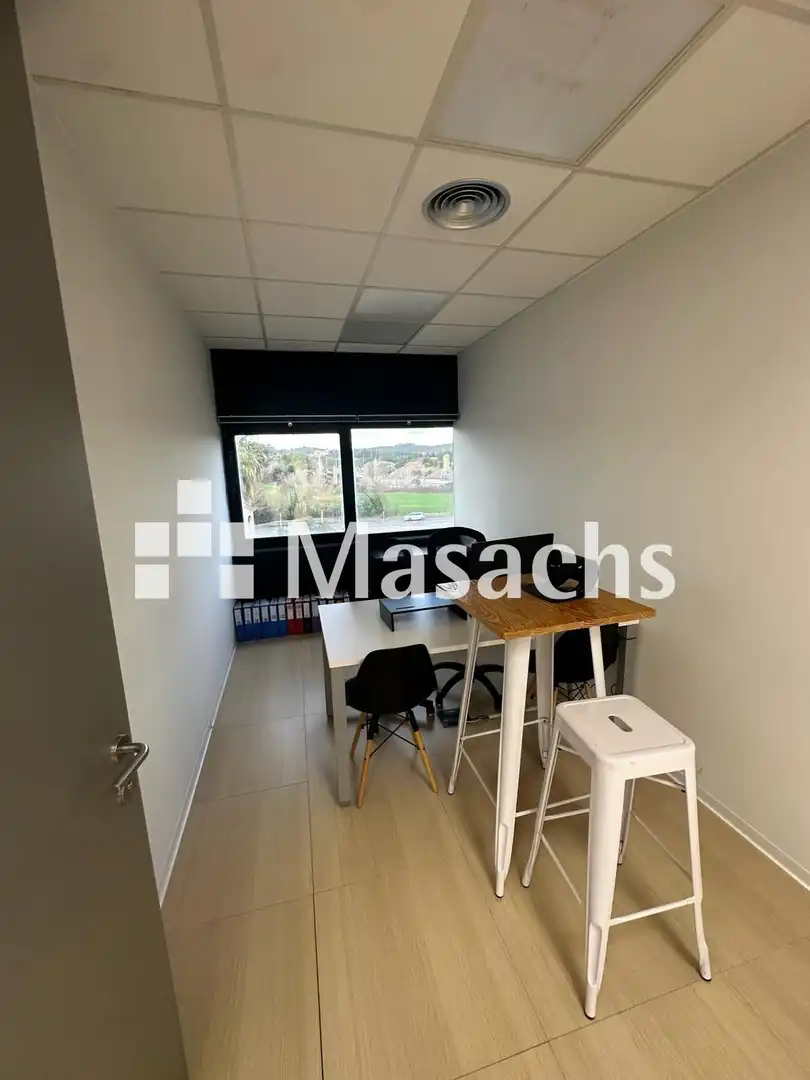 Oficina de alquiler en Girona