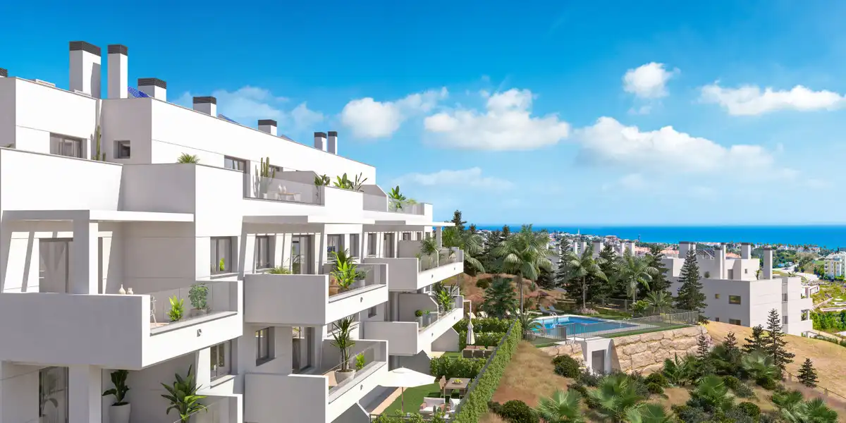 Vivienda con piscina en venta en El Faro de Calaburra - Chaparral