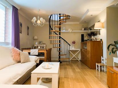 Bedroom of Duplex for sale in Badalona  with Heating, Storage room and Balcony