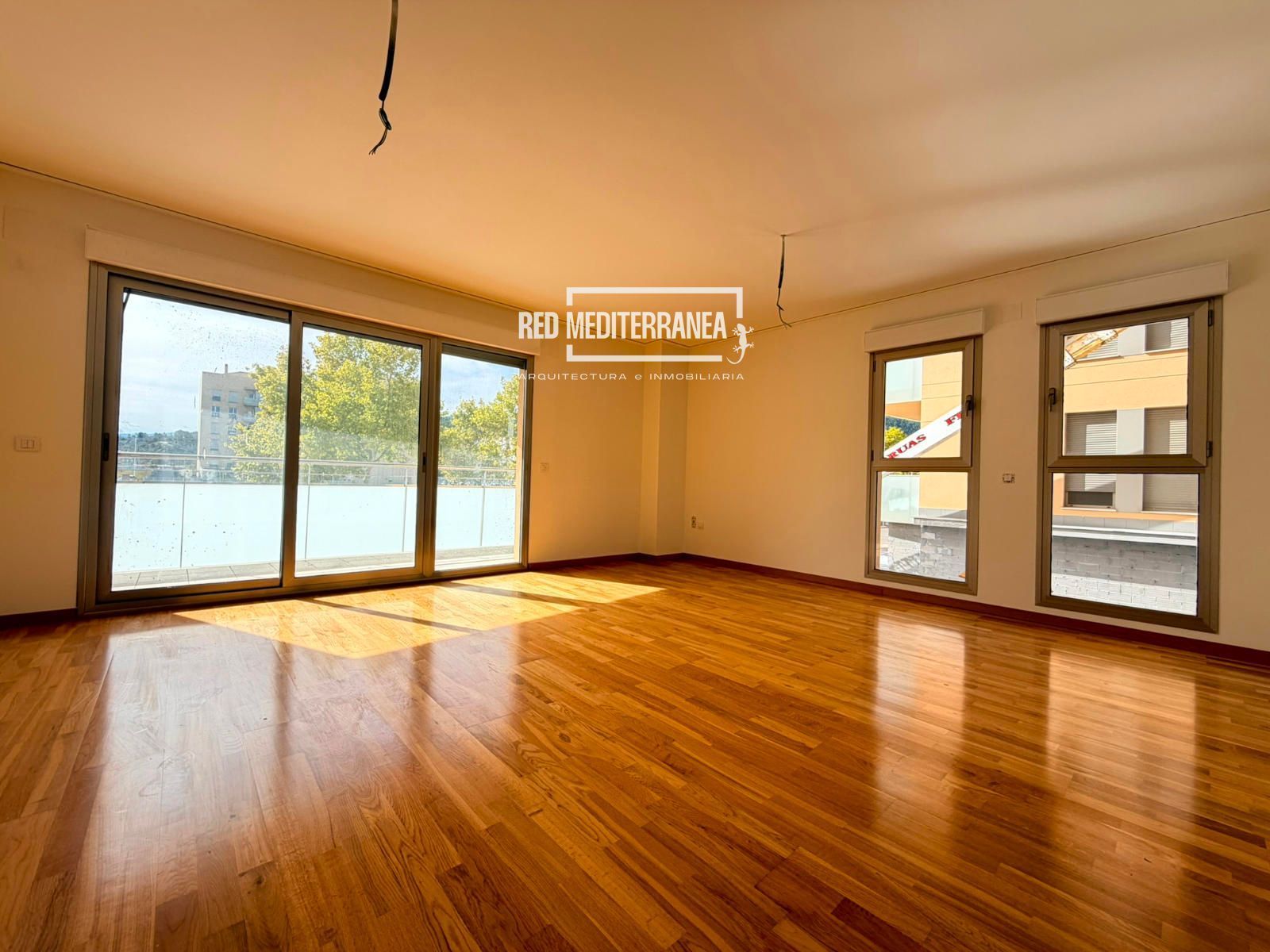 Exterior view of Flat for sale in Gandia  with Air Conditioner, Terrace and Swimming Pool