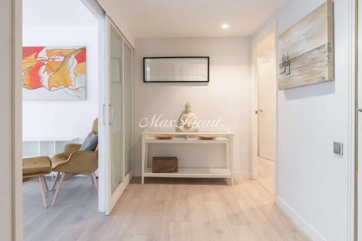 Wohnung zum Verkauf in Barcelona mit Klimaanlage, Heizung und Terrasse