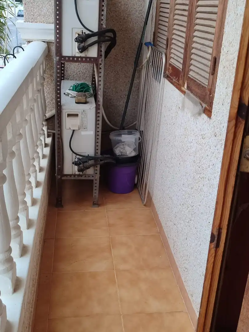 Haus oder Chalet zum Verkauf in Elche / Elx mit Klimaanlage und Terrasse