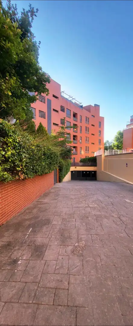 Piso con ascensor en venta en Calle del Apóstol Santiago 9, imagen 5