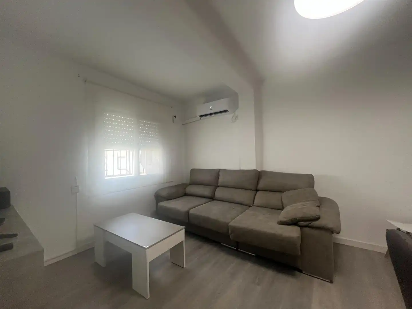 Sala d'estar de Pis en venda en Jerez de la Frontera amb Aire condicionat