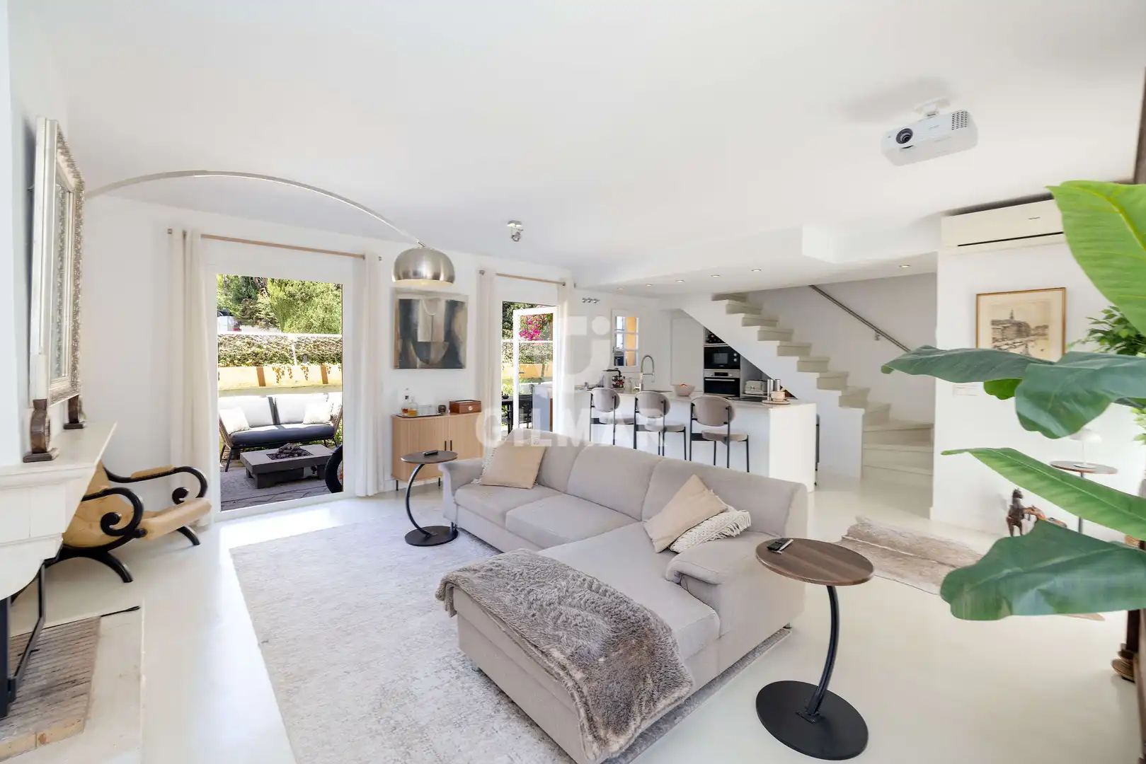 Living room of Detached homes for sale in Marbella  with Heating, Swimming Pool and Furnished