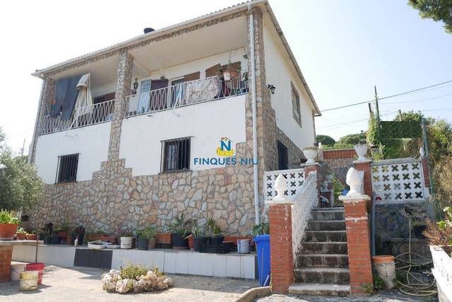 Casa-chalet en Venta en Avinguda Arbres, 165 en Residencial Park