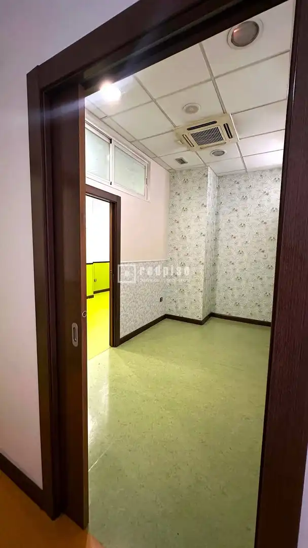 Geschaftsraum zur Miete in Recondo, Campo Grande