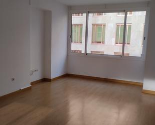 Bedroom of Flat to rent in  Santa Cruz de Tenerife Capital  with Parquet flooring, Oven and Washing machine