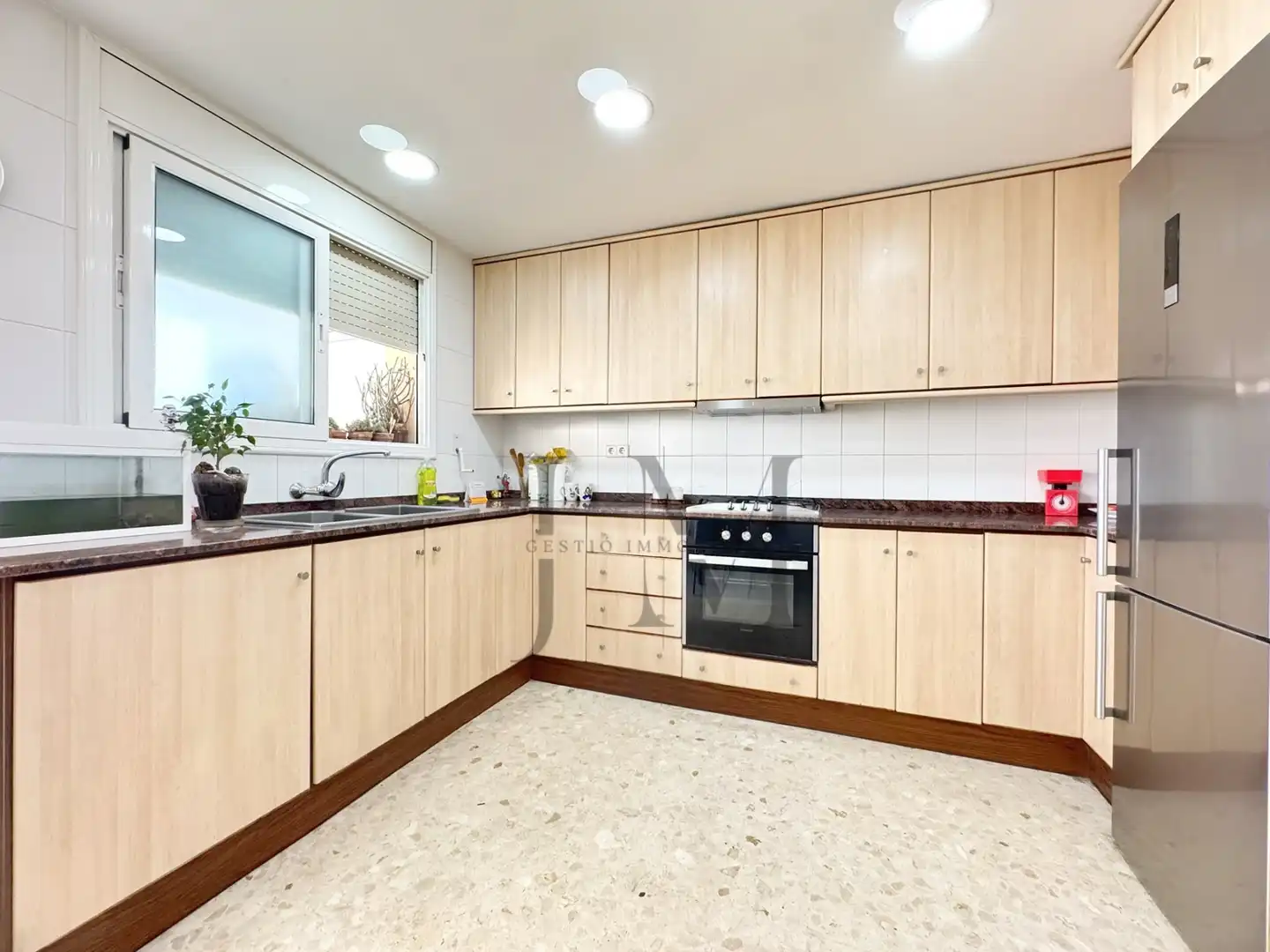 Küche von Maisonette zum Verkauf in Terrassa mit Heizung, Terrasse und Abstellraum