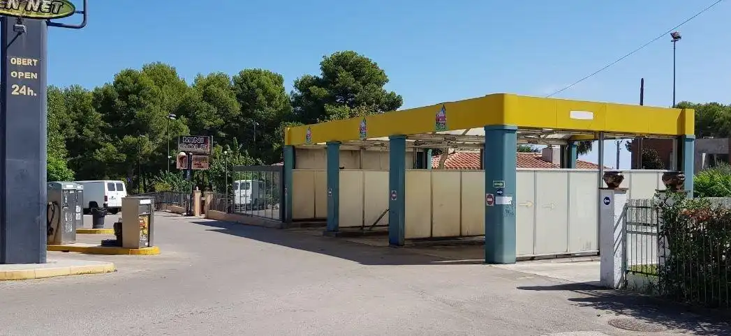 Parkplatz von Country house zum Verkauf in Calonge i Sant Antoni mit Klimaanlage, Heizung und Privatgarten