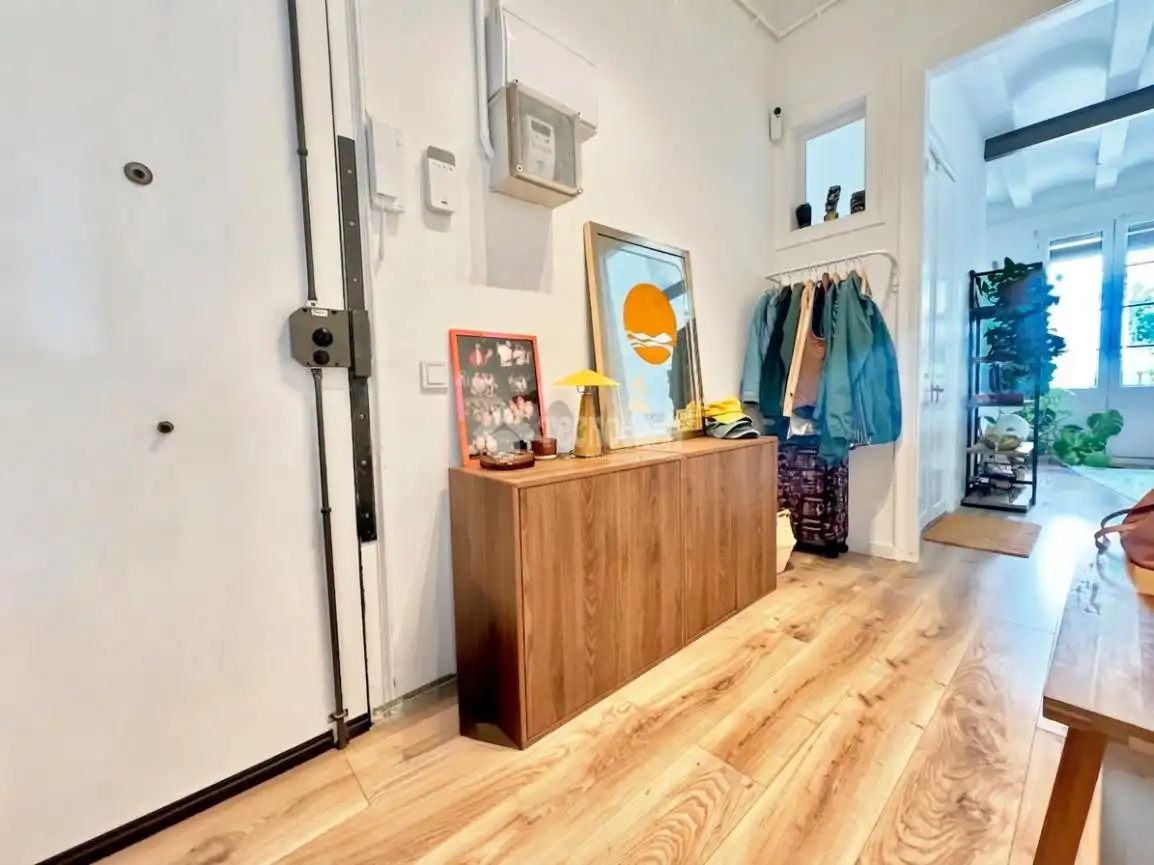 Piso en venta en Barcelona con Balcón