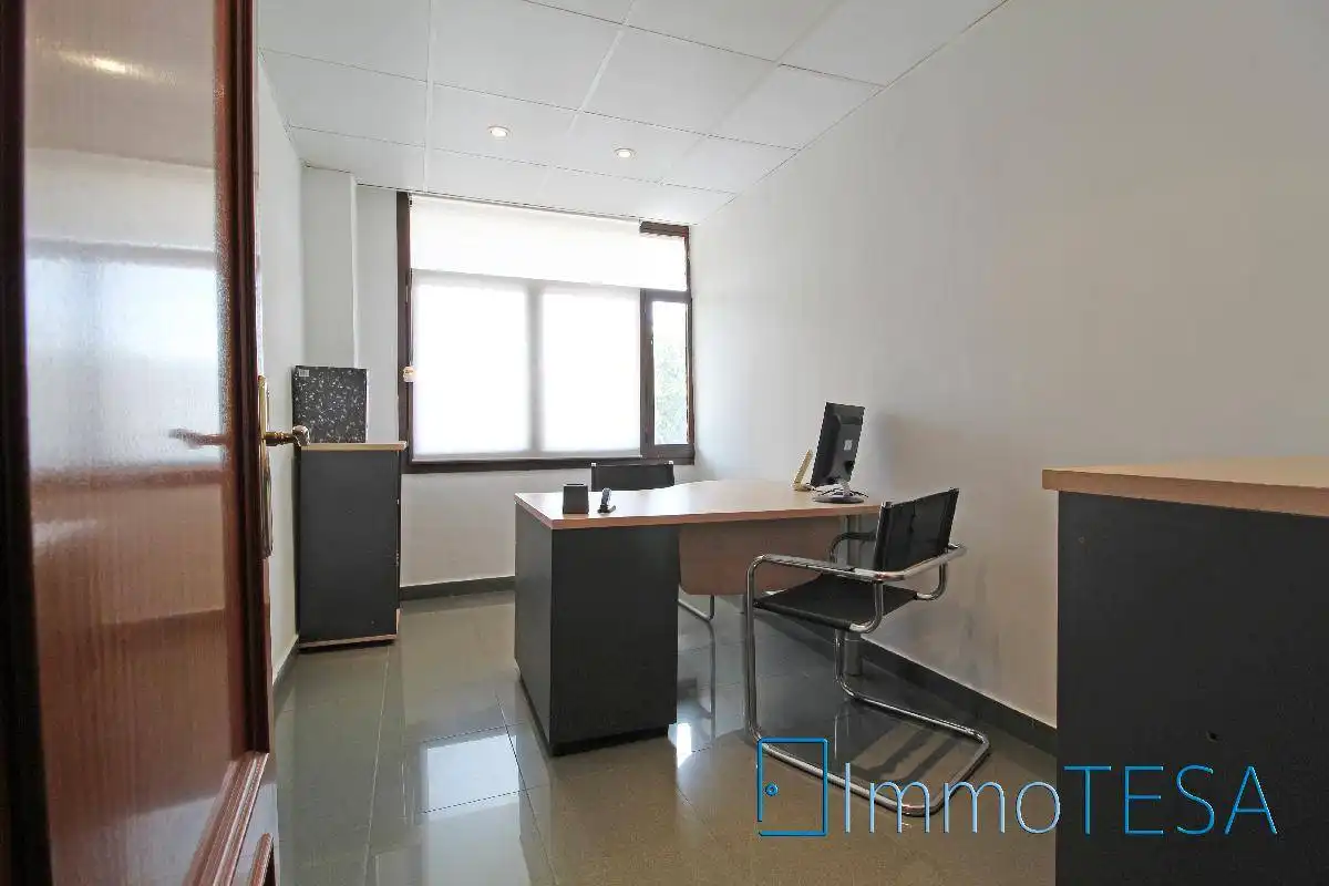 Office for sale in Barberà del Vallès  with Heating