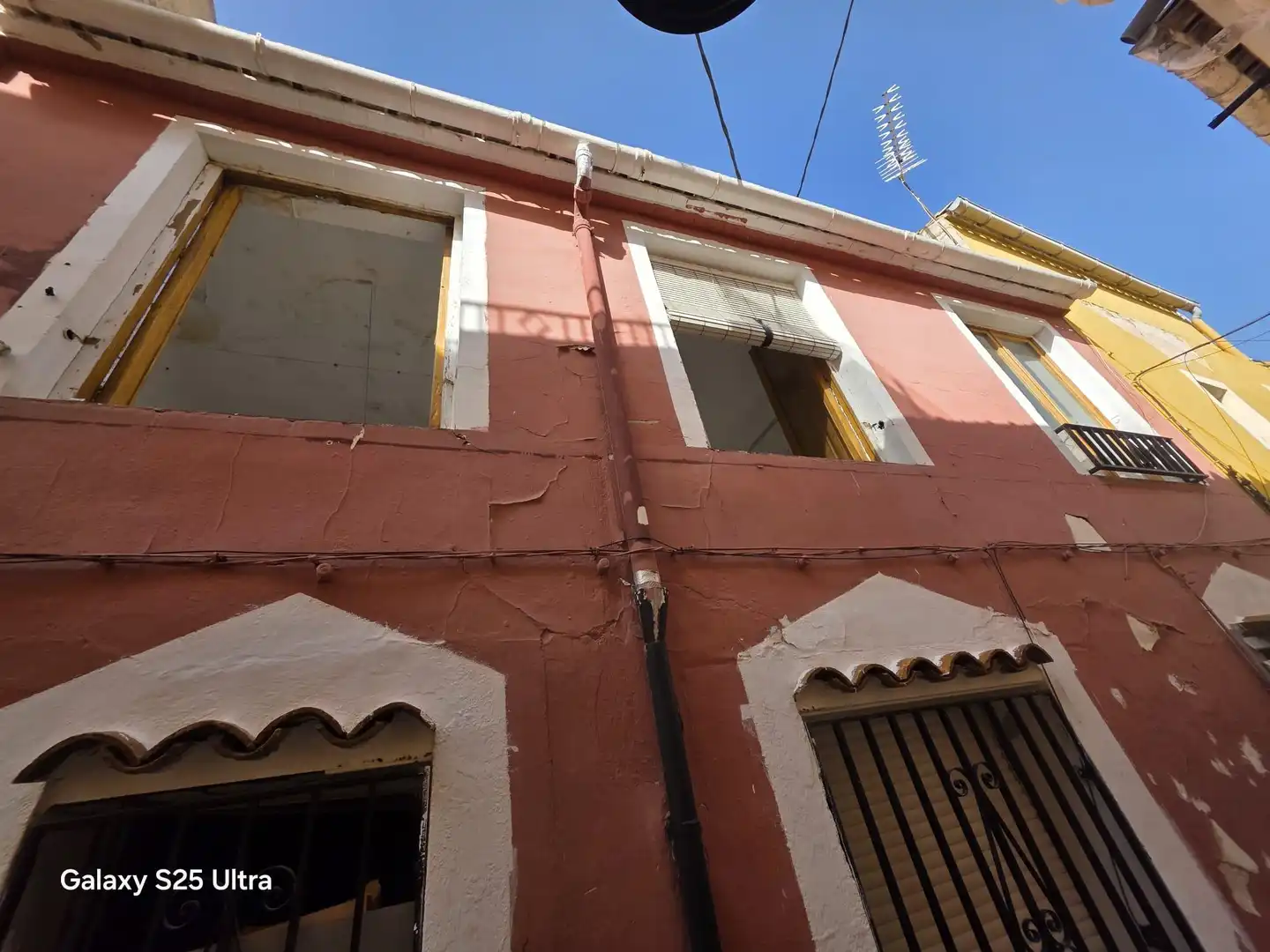 Vista exterior de Casa adosada en venda en Villena