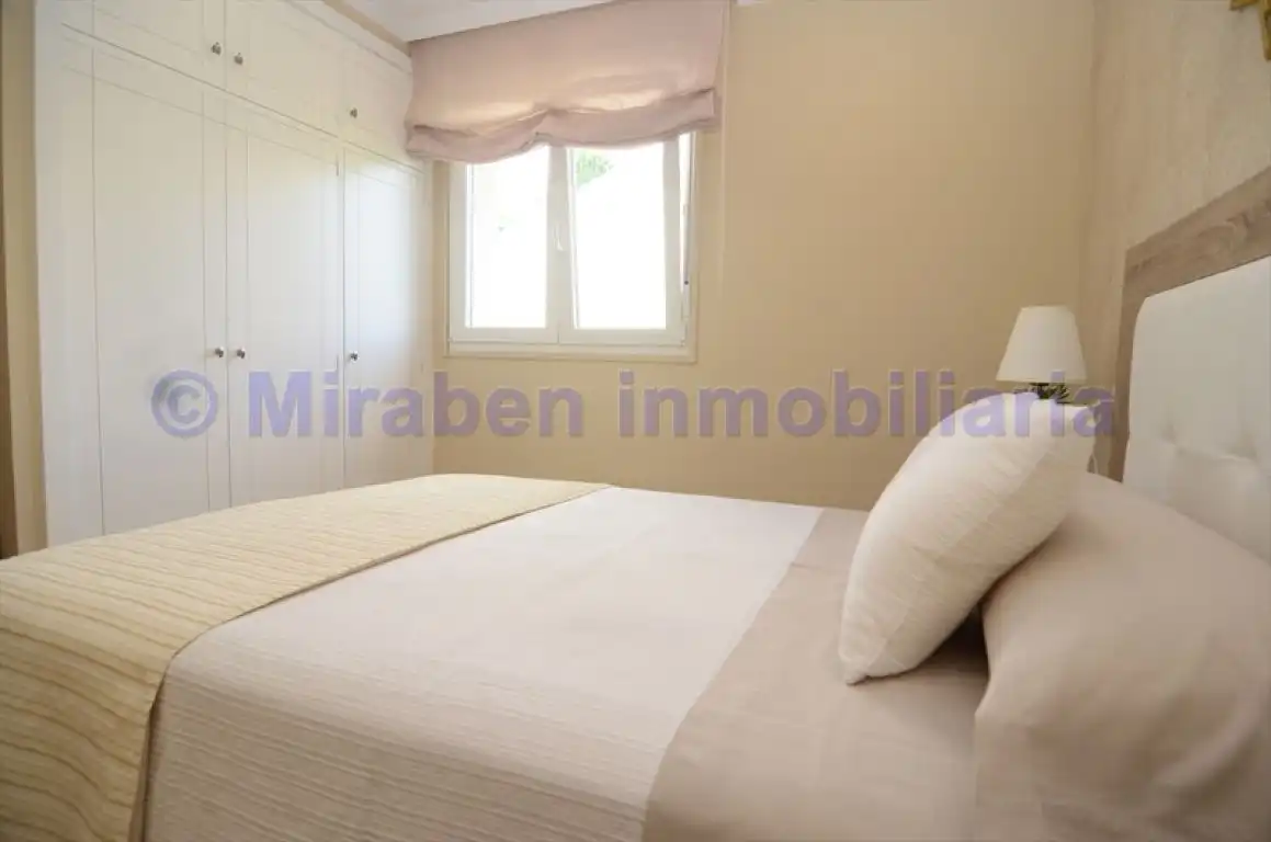 Habitación de Piso de alquiler en Boiro con Calefacción, Terraza y Amueblado