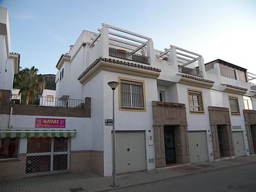 Semi-detached house for sale in AU-14 HUERTA PRIMERA