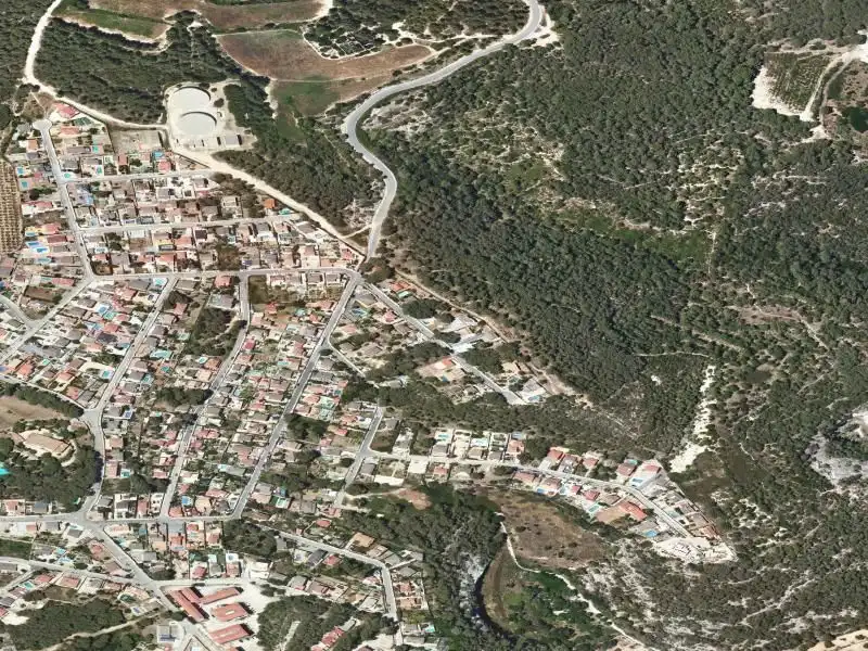 Casa adosada en venda en Bellvei