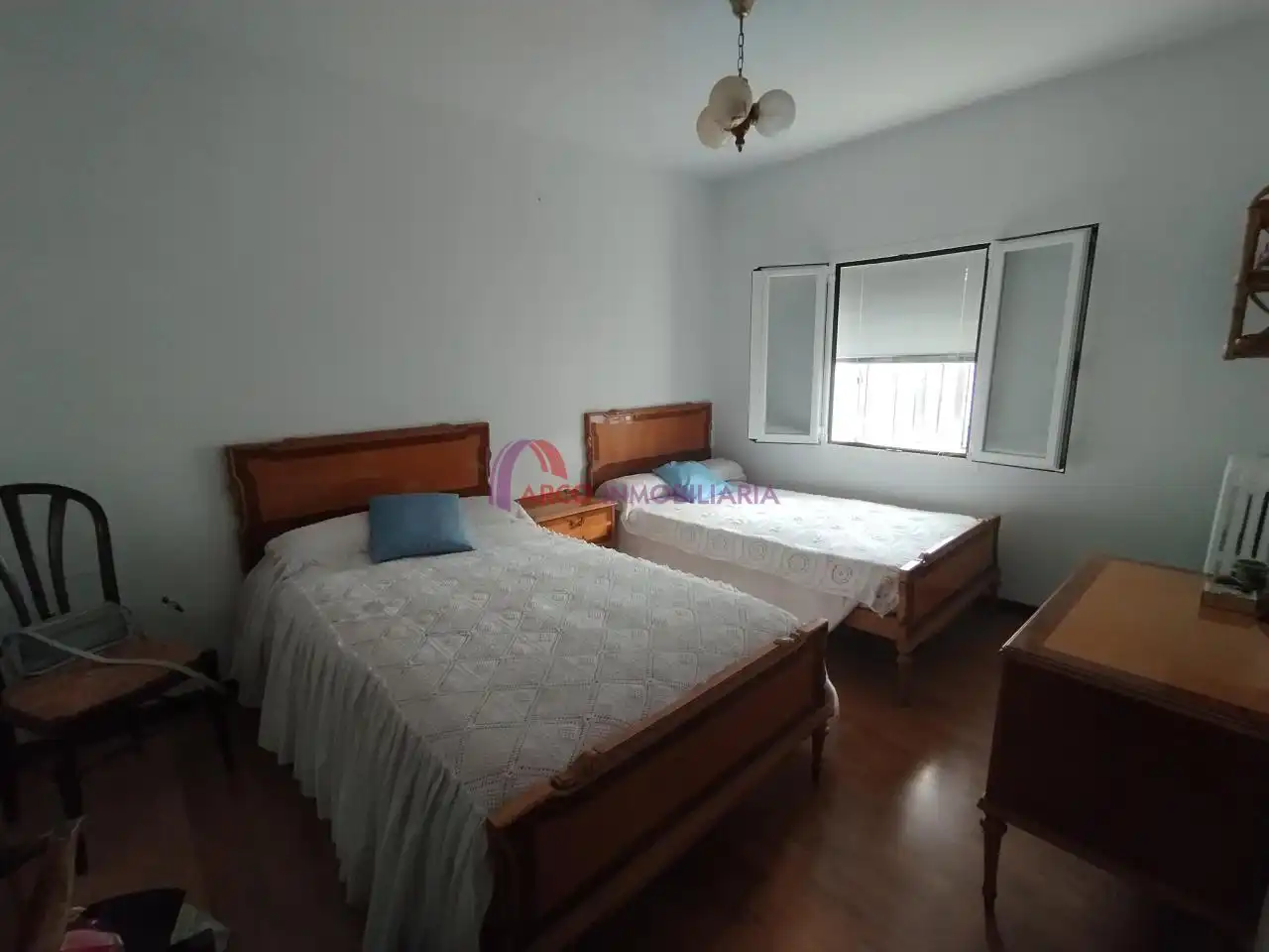 Habitación de Casa o chalet en venta en Burgos con Calefacción, Jardín privado y Parquet