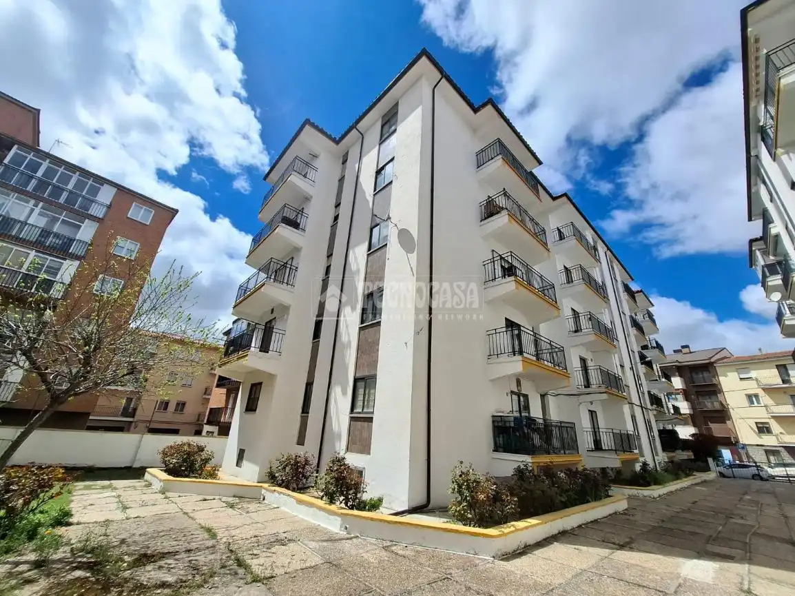 Piso en venta en Sur, Ávila Capital