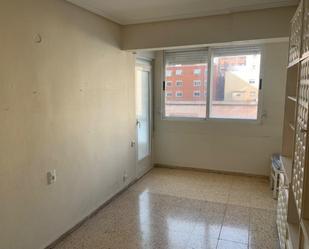 Dormitori de Apartament en venda en  Valencia Capital amb Balcó