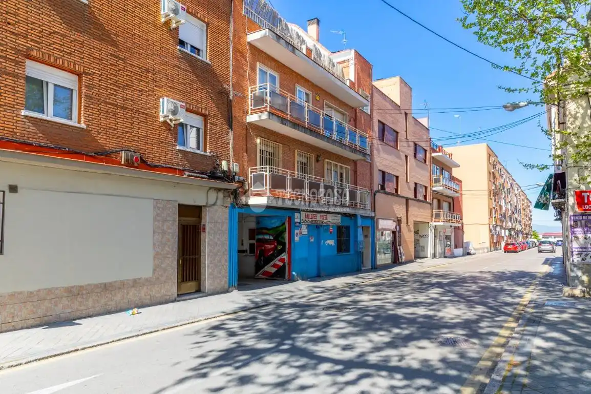 Vista exterior de Piso en venta en Madrid