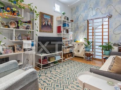 Living room of Flat for sale in  Madrid Capital  with Air Conditioner and Heating