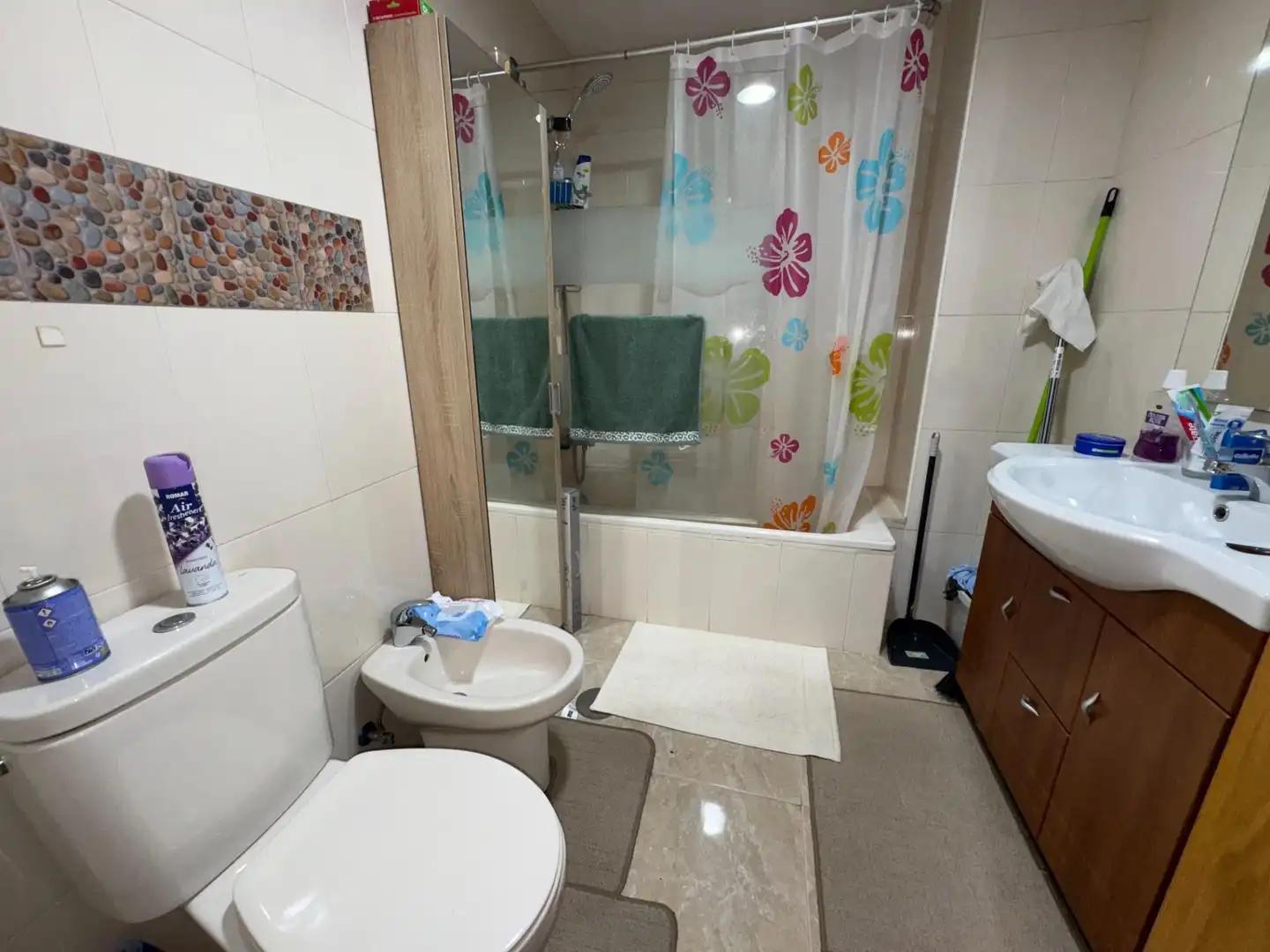 Bany de Apartament en venda en Ponferrada amb Calefacció, Terrassa i Traster