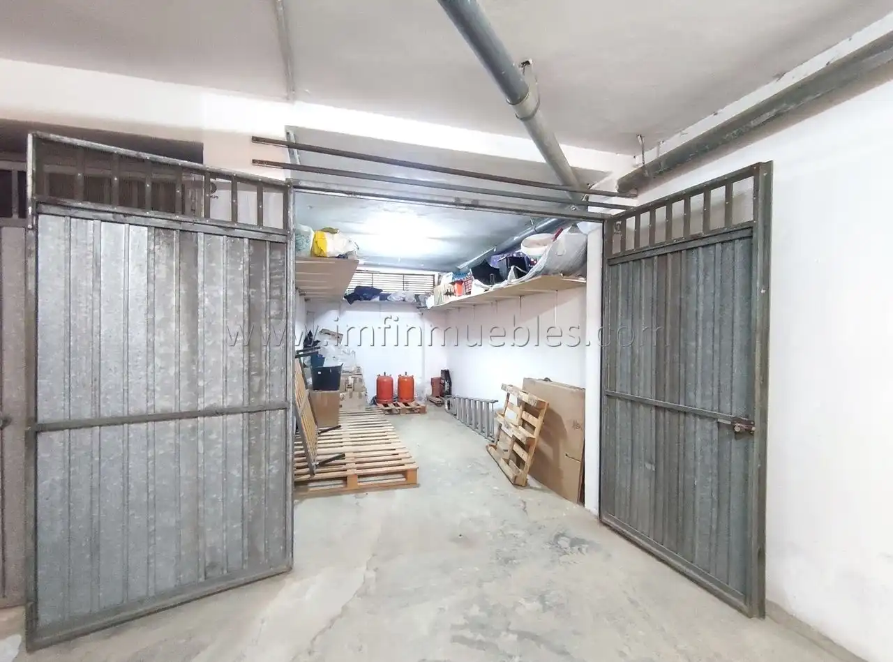 Garaje en venta en Vélez-Málaga