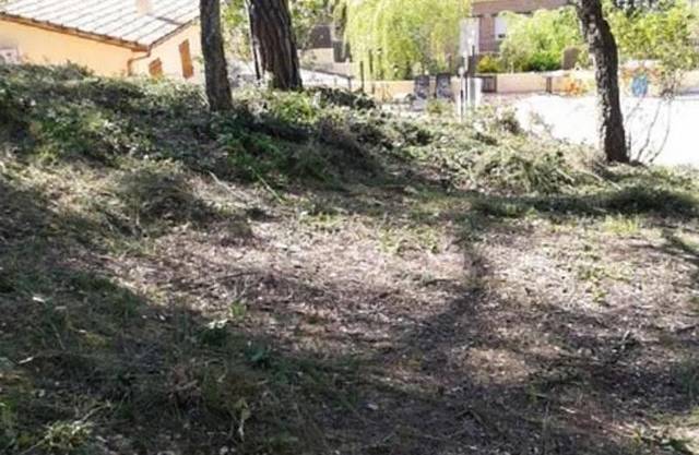 Terreno residencial en Venta en Carrer Santa Elena en Montbarbat