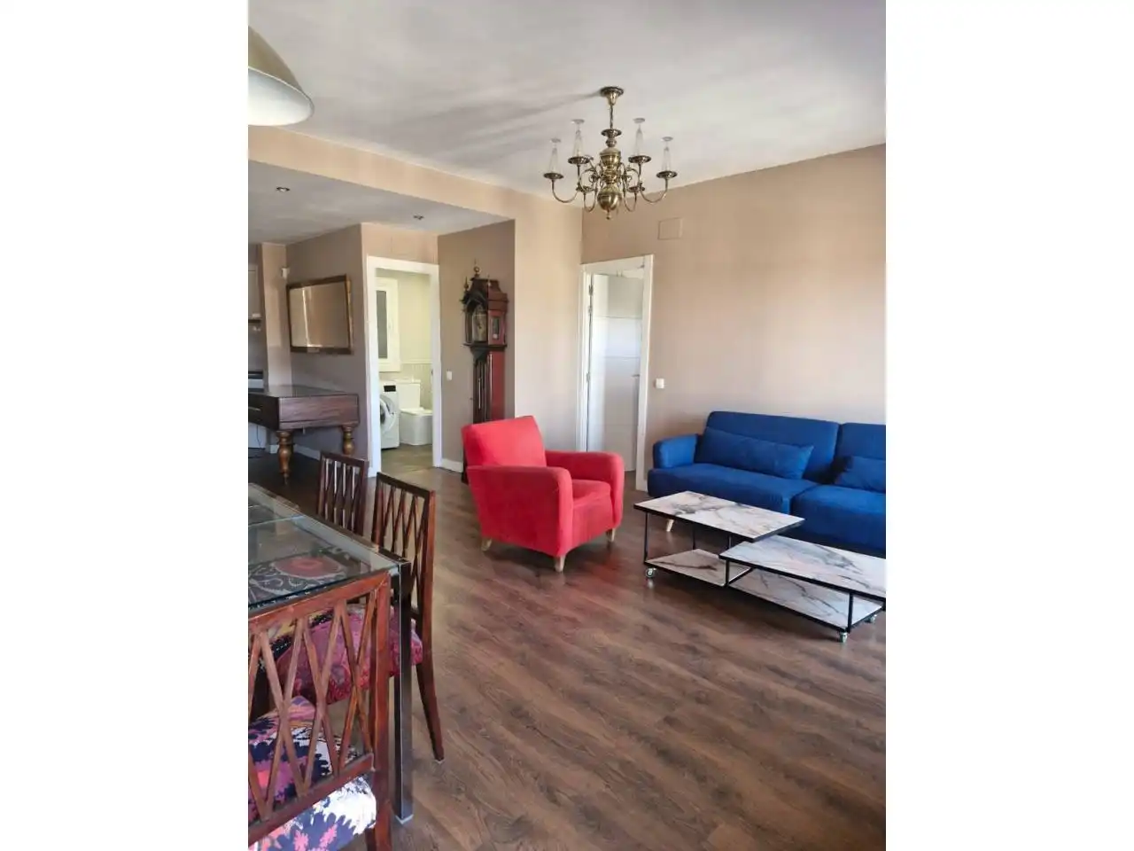 Living room of Flat for rent in Toledo  with Air Conditioner, Heating and Furnished