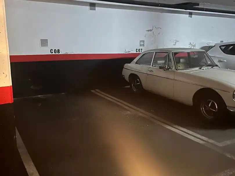 Parking de Garaje de alquiler en  Madrid Capital con Alarma