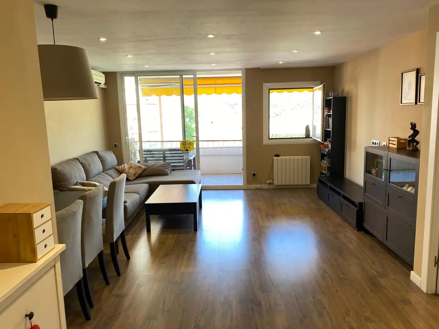 Wohnung zur Miete in Carrer d'Arístides Maillol, 10, La Maternitat i Sant Ramon