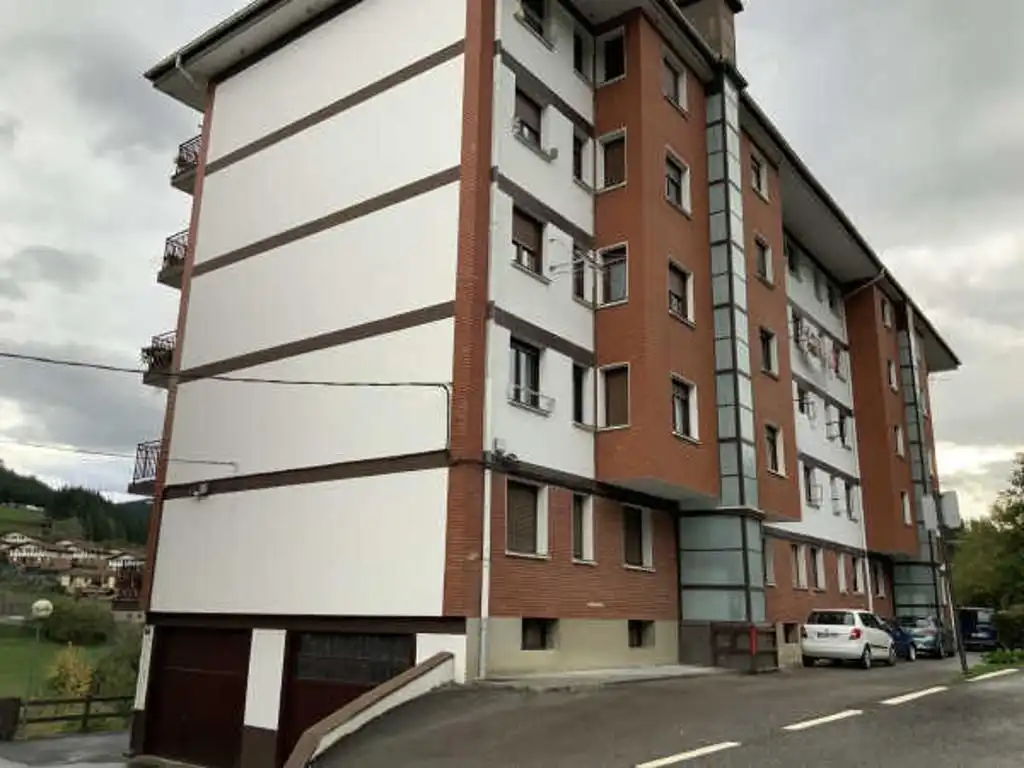 Vista exterior de Apartament en venda en Zeanuri