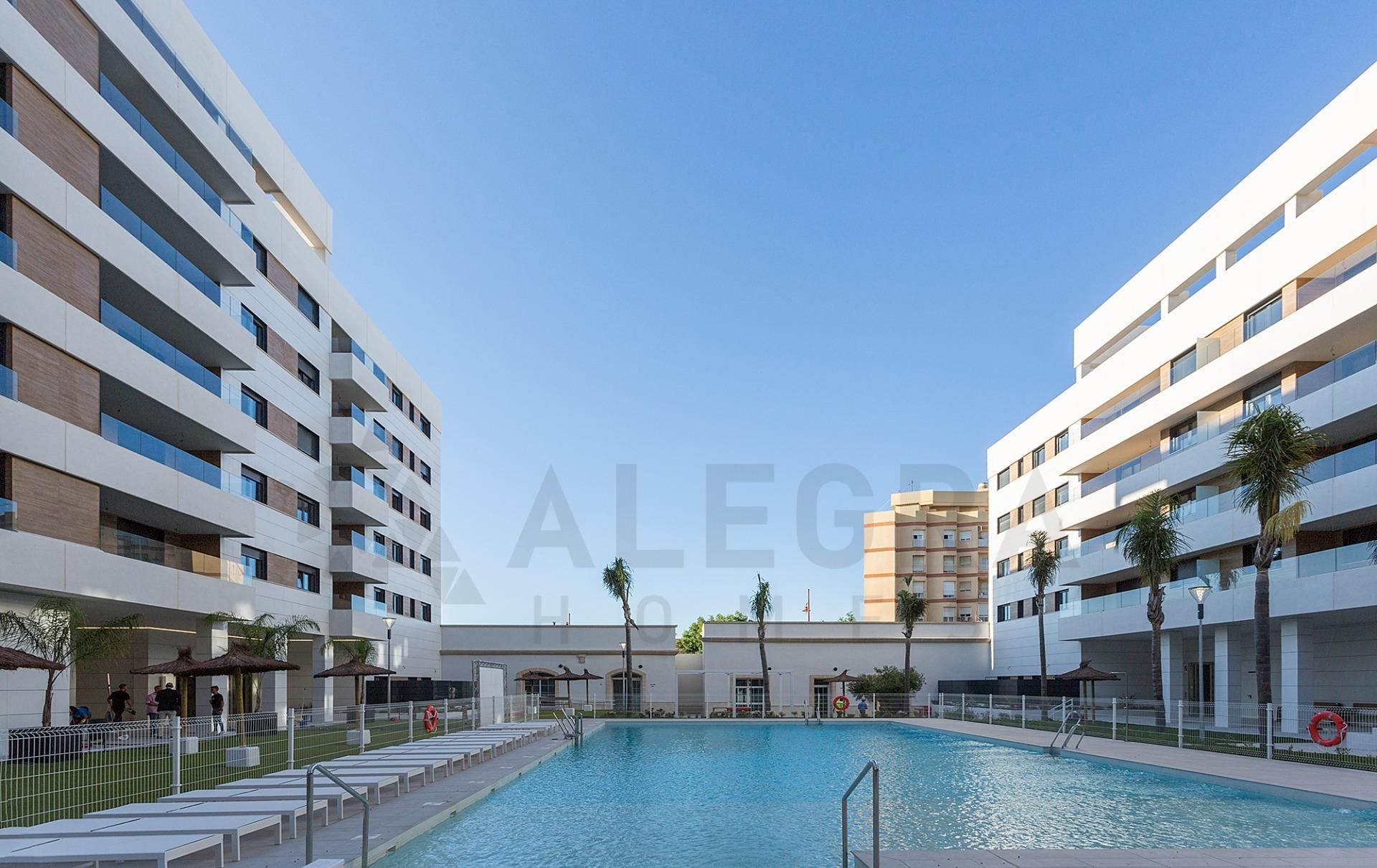Piscina de Pis de lloguer en Jerez de la Frontera amb Aire condicionat, Calefacció i Terrassa