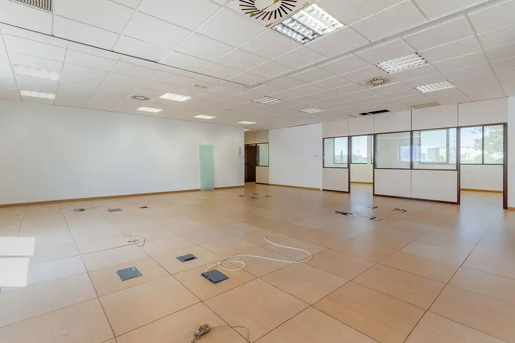 Business premises for sale in Av Vía Láctea, imagen 28