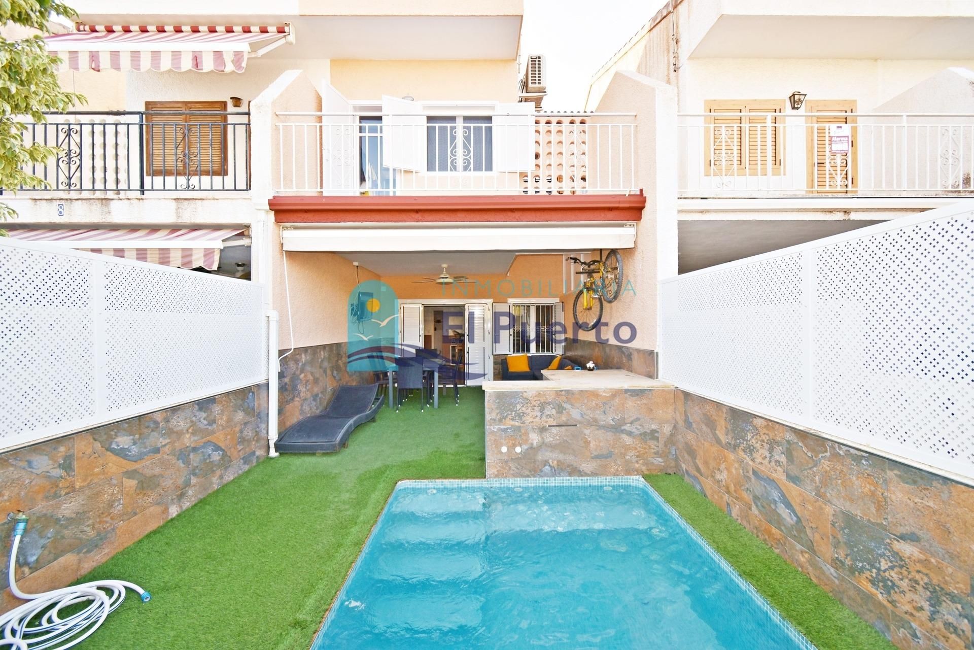 Vista exterior de Dúplex en venda en Mazarrón amb Aire condicionat, Jardí privat i Terrassa