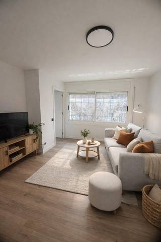 Piso en Venta en Carrer Carrer Teulada en El Besós i el Maresme