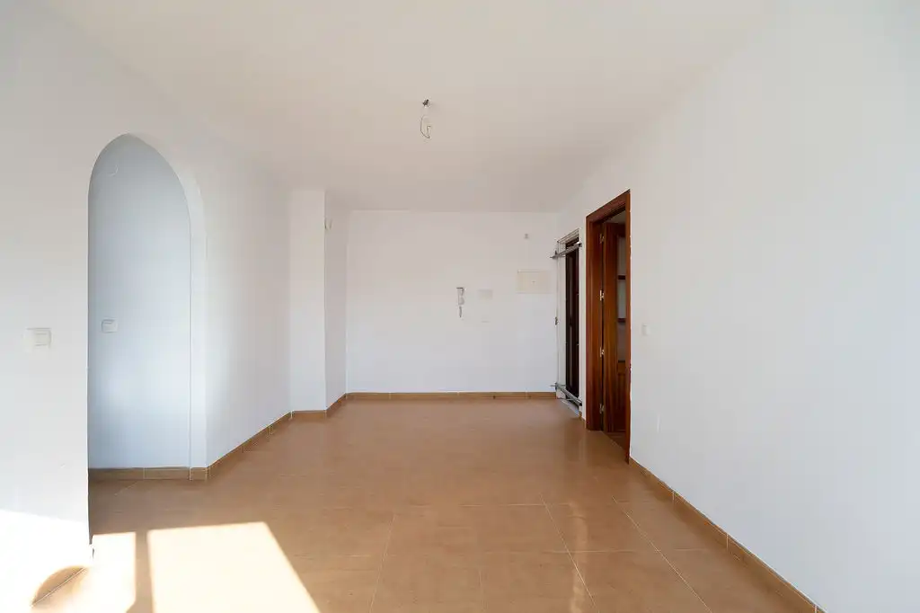 Piso en venta en C/ Leopoldo Panero, imagen 2