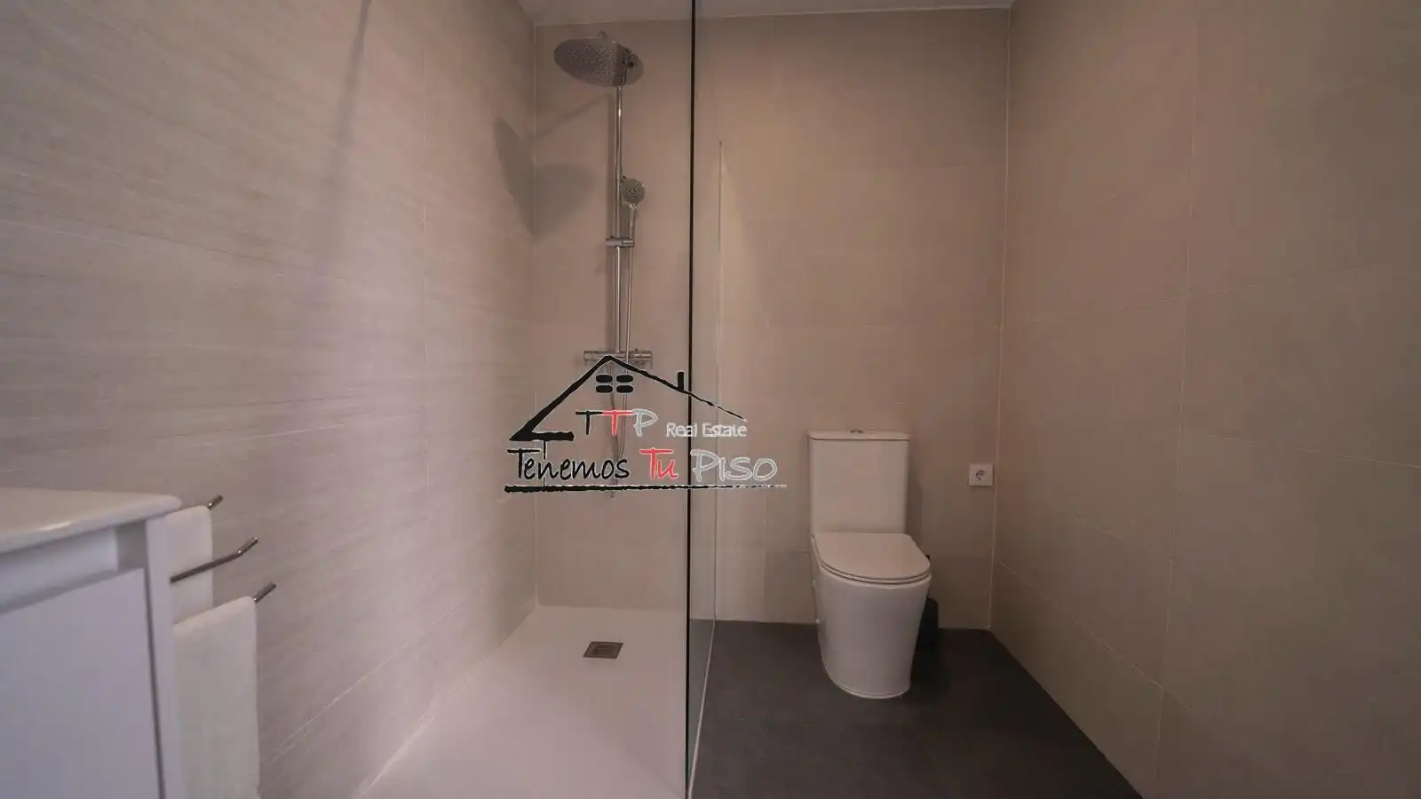 Bany de Casa o xalet en venda en Peñíscola / Peníscola amb Aire condicionat, Calefacció i Jardí privat