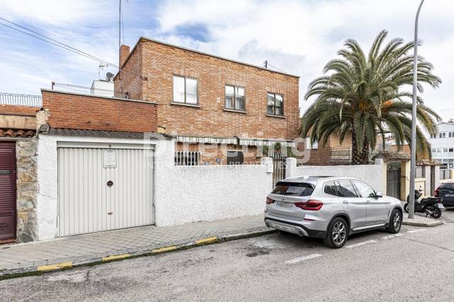 Casa-chalet en Venta en Canillas