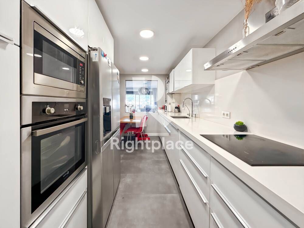 Kitchen of Flat to rent in  Barcelona Capital  with Air Conditioner, Heating and Furnished