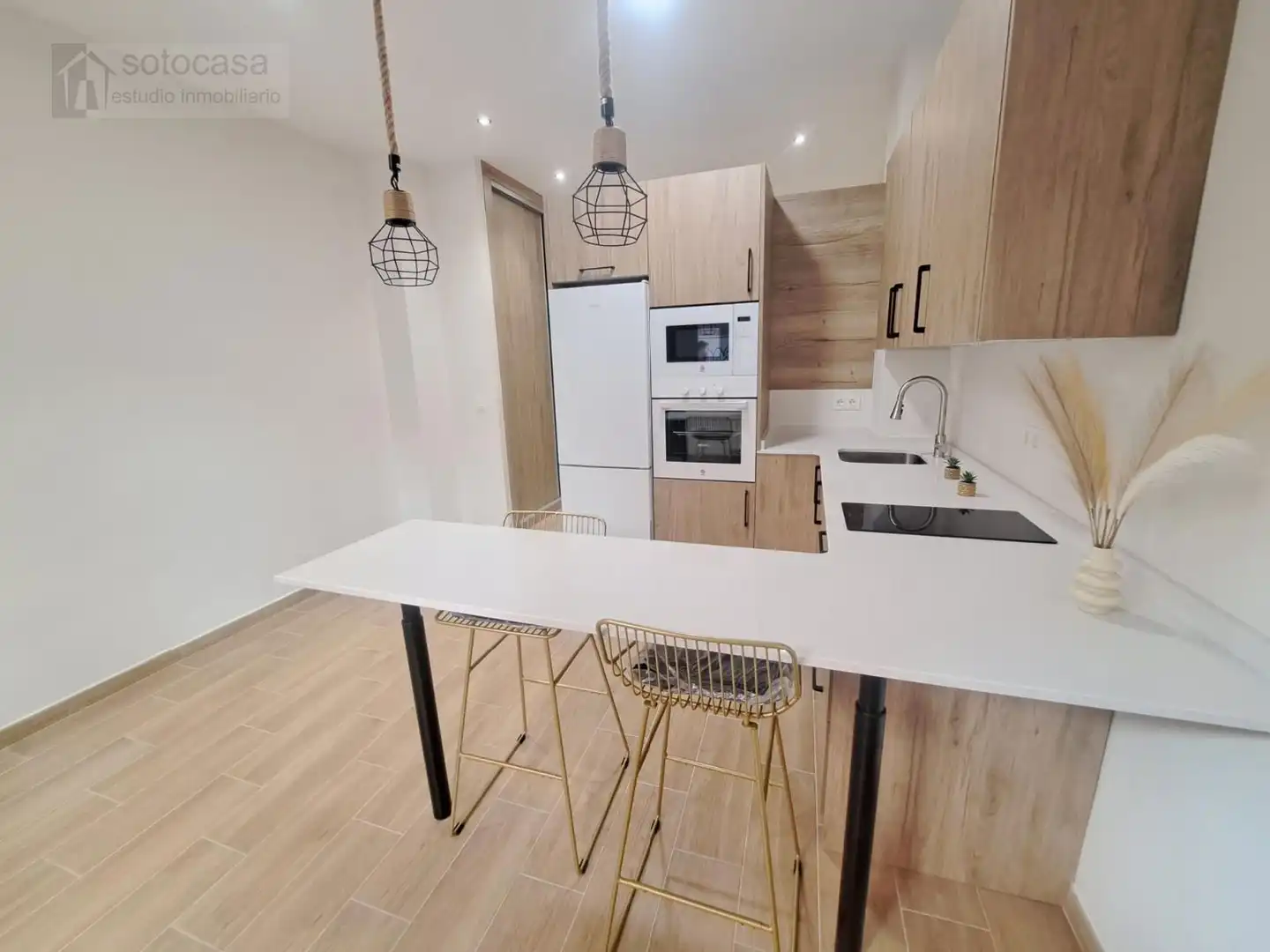 Cocina de Piso en venta en Valladolid con Calefacción y Amueblado