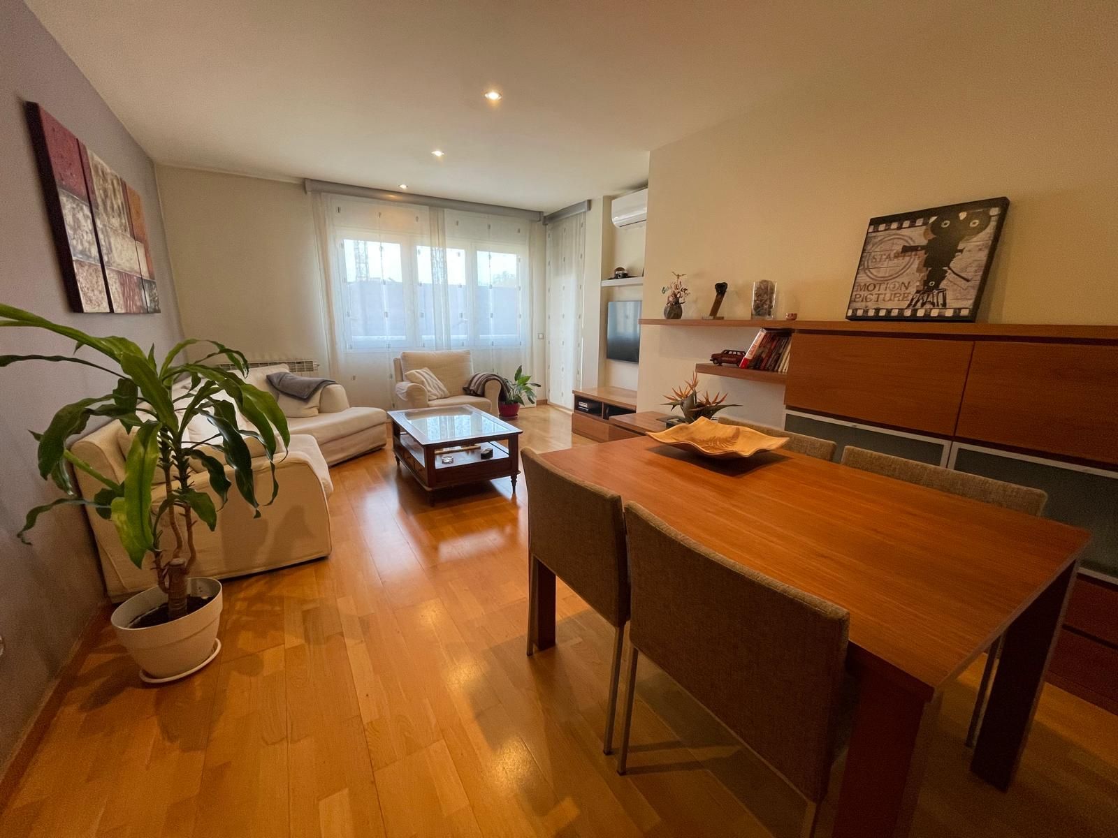 Wohnzimmer von Wohnung zum Verkauf in Mollerussa mit Heizung und Ofen