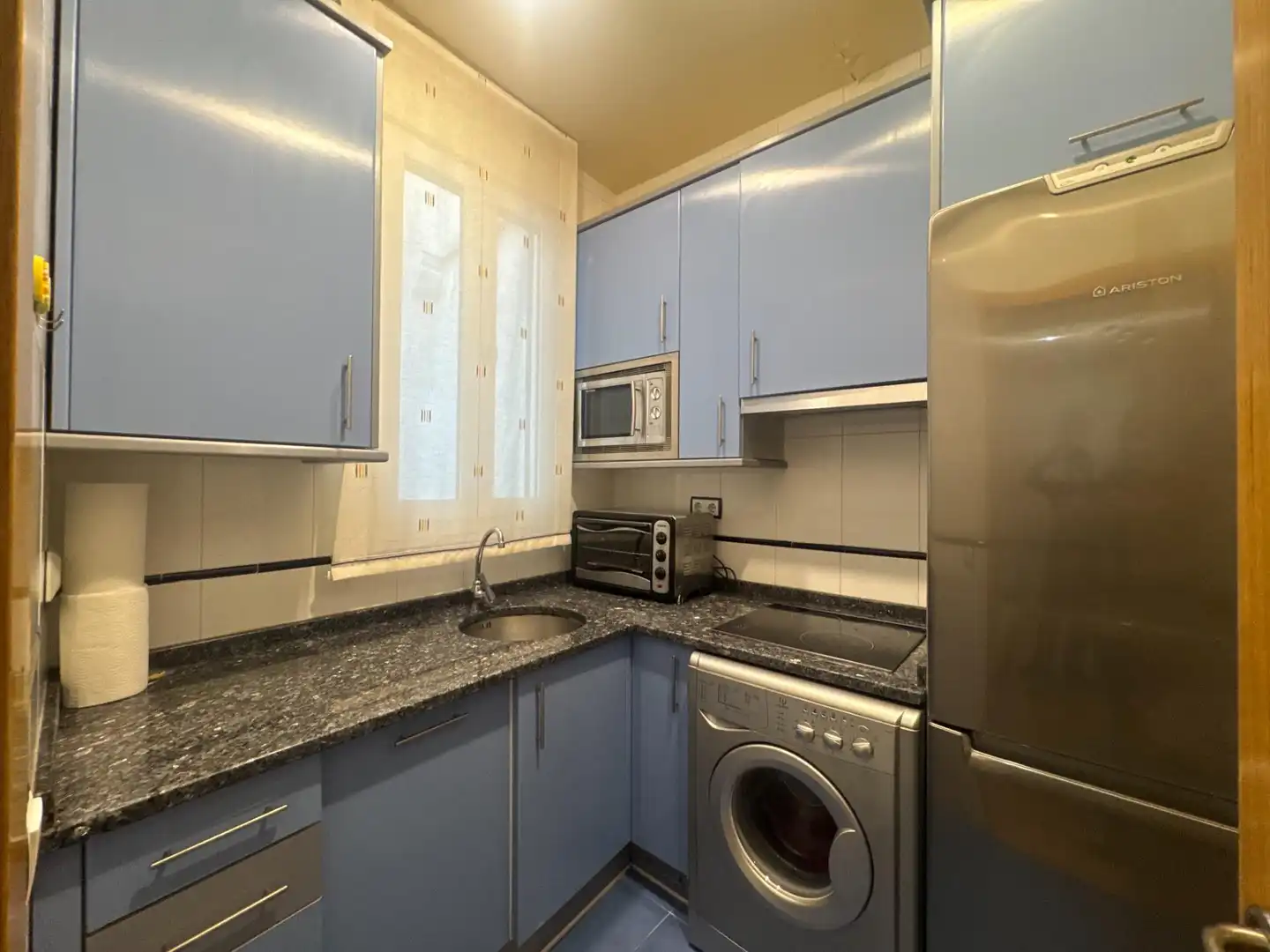 Kitchen of Flat for rent in  Madrid Capital  with Air Conditioner, Heating and Furnished