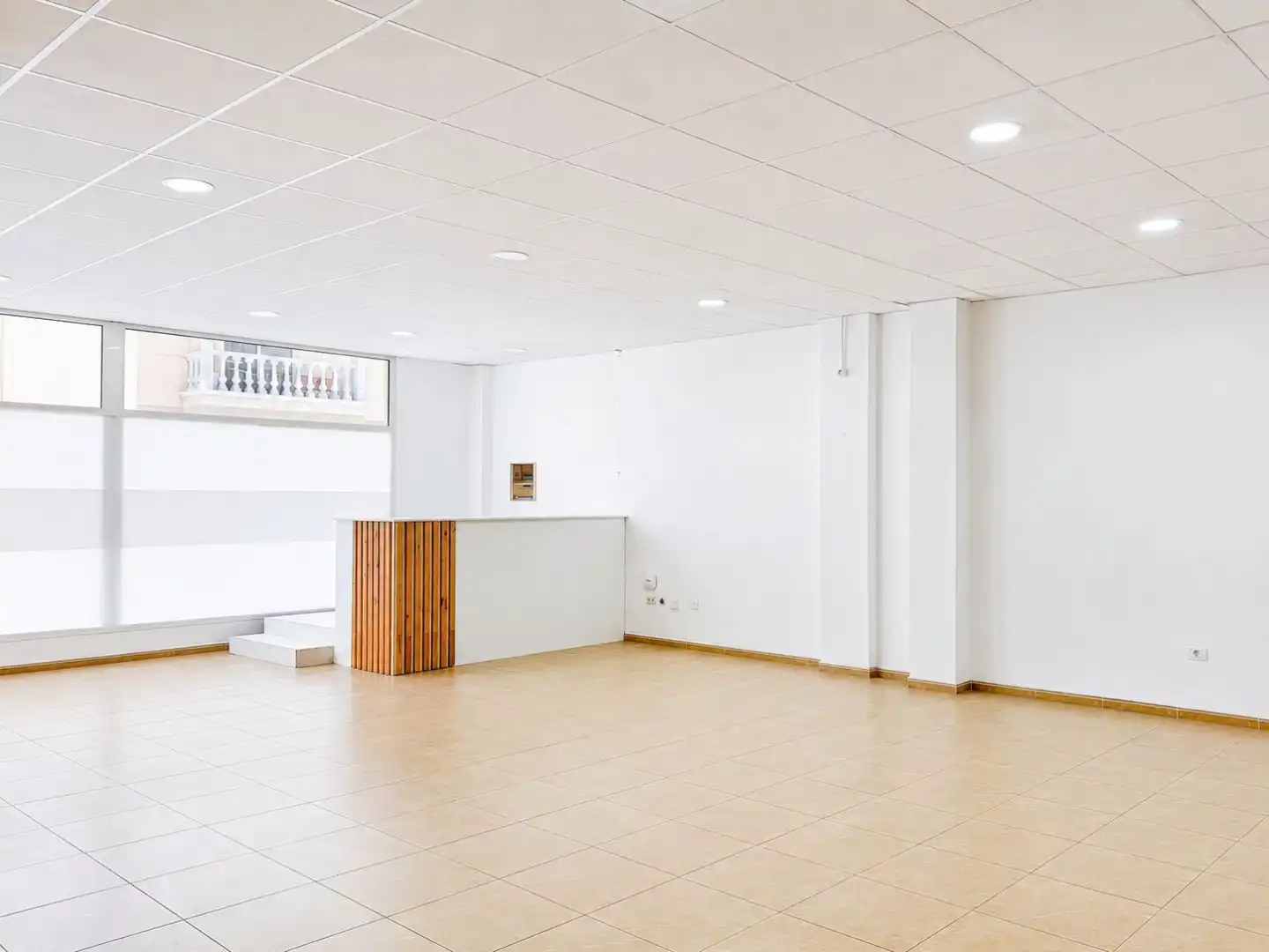 Local en venta en Granadilla de Abona con Alarma