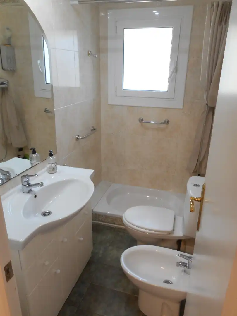 Bany de Casa o xalet en venda en Olesa de Bonesvalls amb Calefacció, Jardí privat i Terrassa