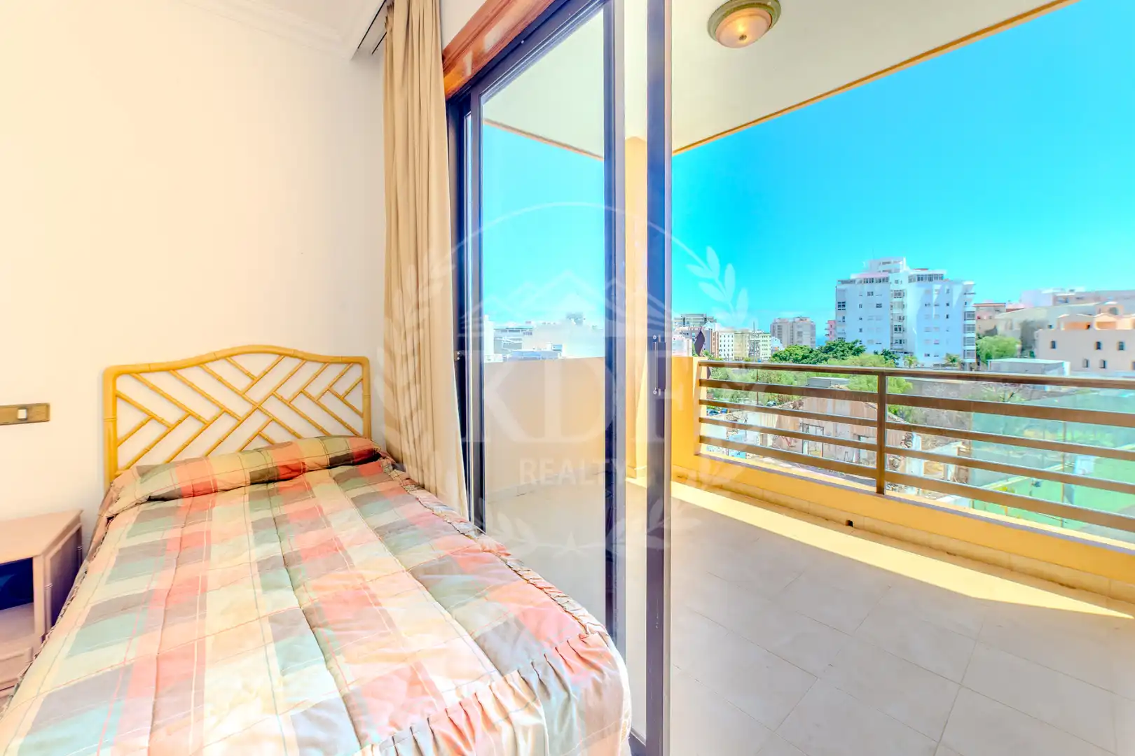 Dormitori de Casa o xalet en venda en Santa Cruz de Tenerife amb Aire condicionat, Calefacció i Jardí privat