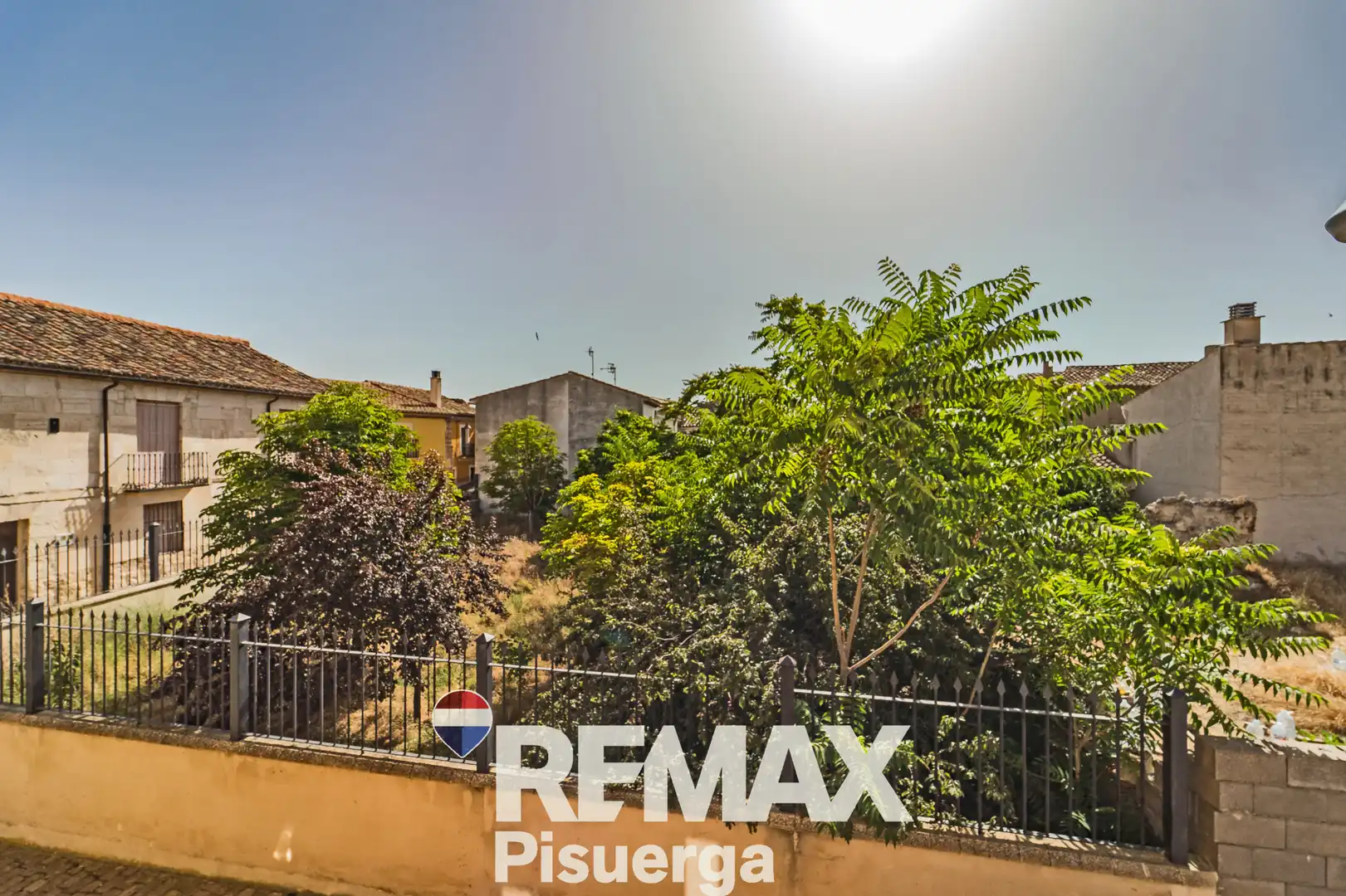 Exterior view of Houses for sale in Valoria la Buena  with Heating and Terrace